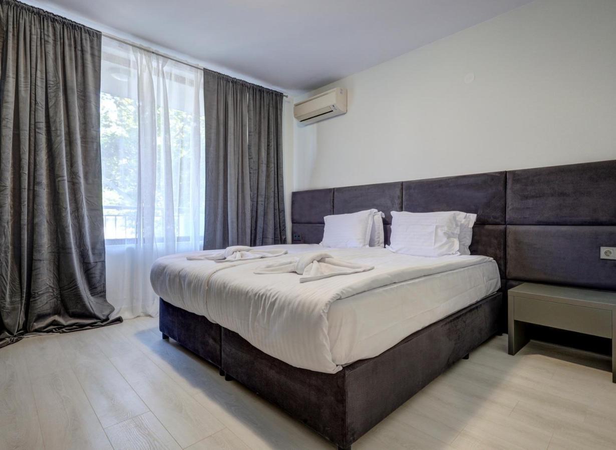 Continental Apartments Golden Sands Exteriör bild